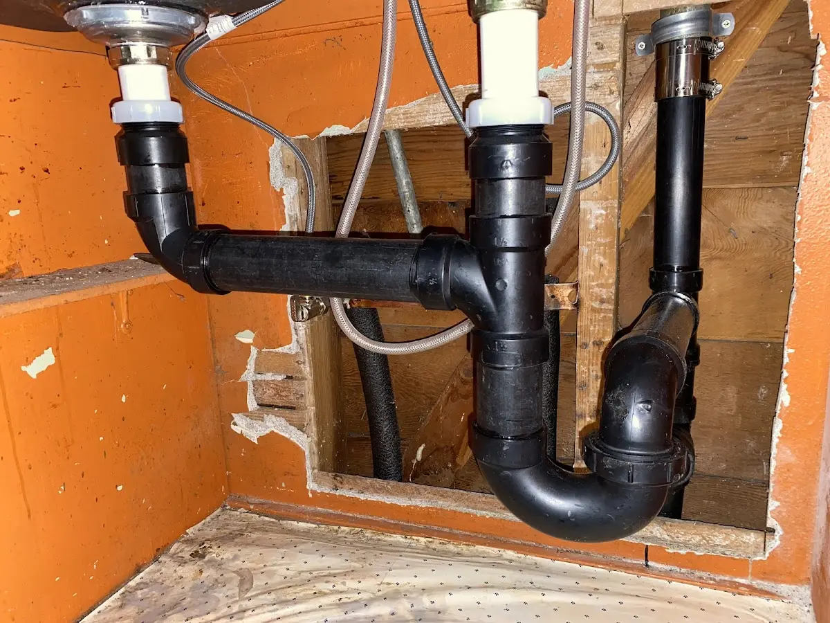 Professional Pipe Bursting equipment and tools on the job in Verona